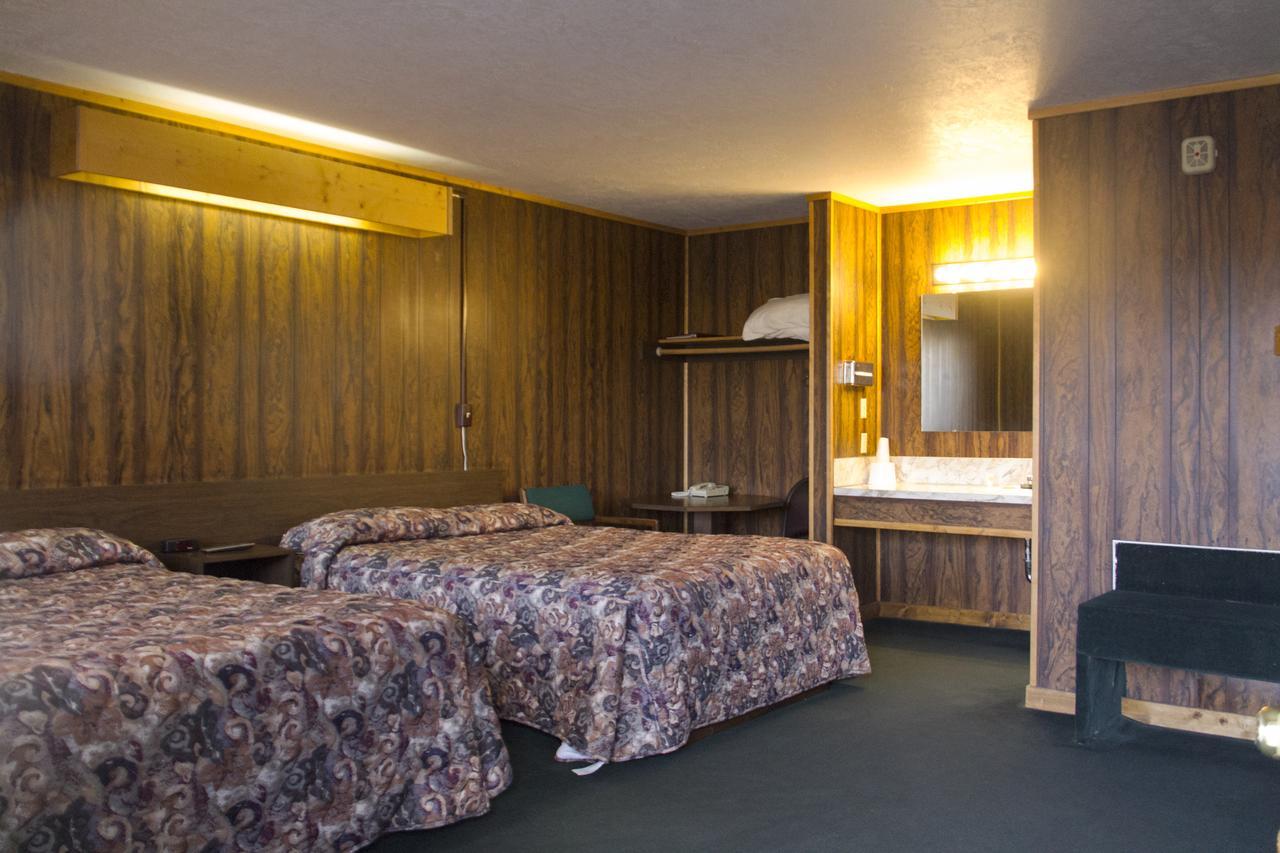 The Village Inn Motel & Restaurant Challis Esterno foto